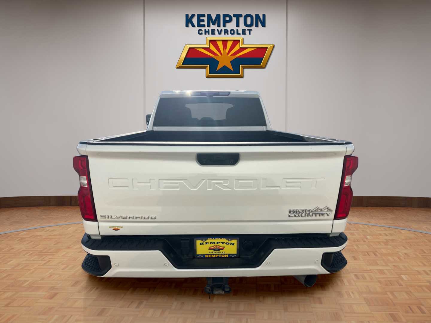 Used 2024 Chevrolet Silverado 3500 High Country w/ High Country Premium Package image 5