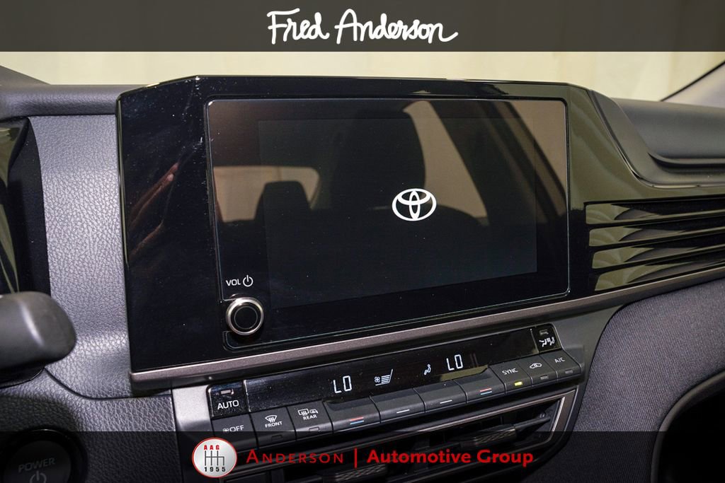 Used 2025 Toyota Camry LE w/ Convenience Package FWD image 12
