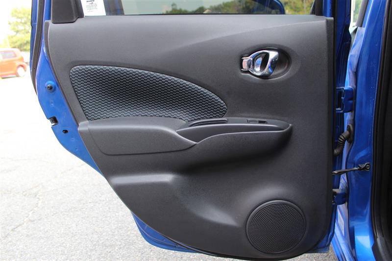 Used 2015 Nissan Versa Note SV FWD image 20