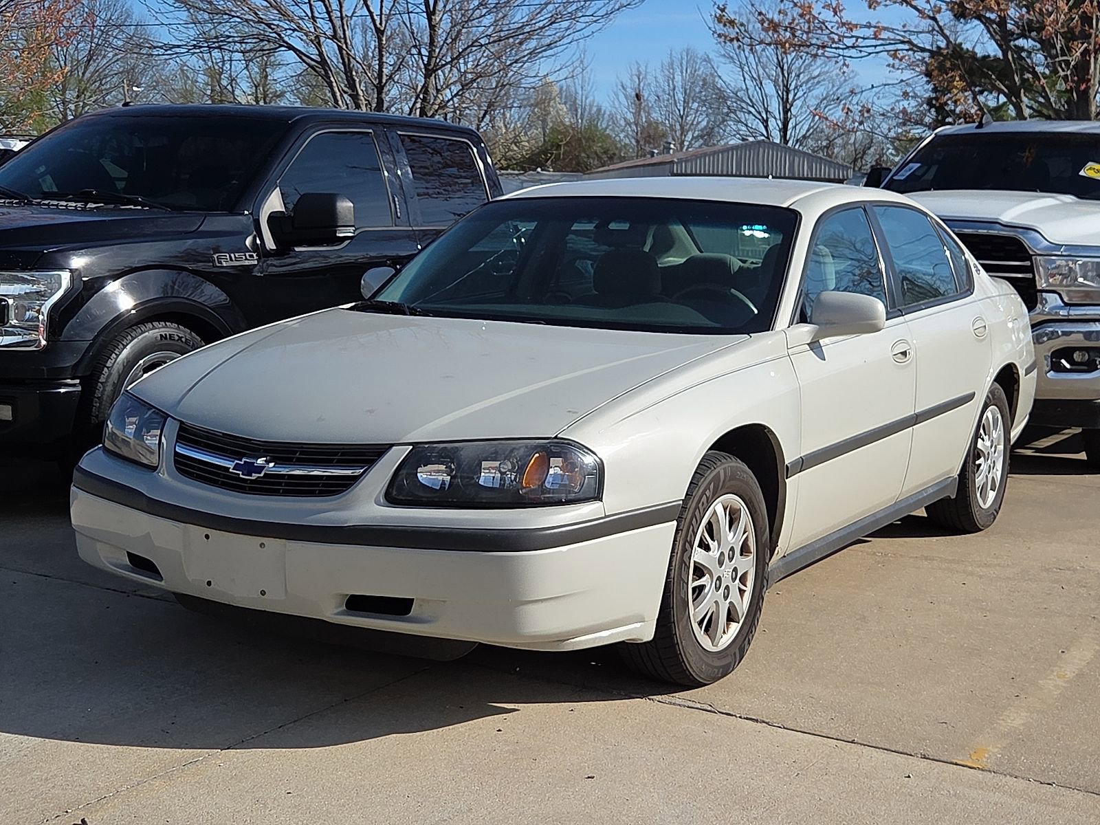 Used 2003 Chevrolet Impala w/ Preferred Equipment Group image 2