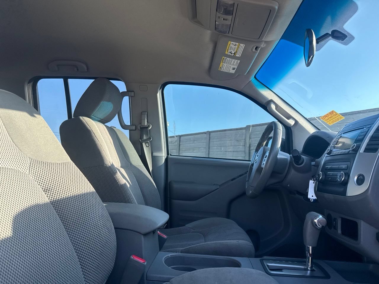 Used 2016 Nissan Frontier SV RWD image 25