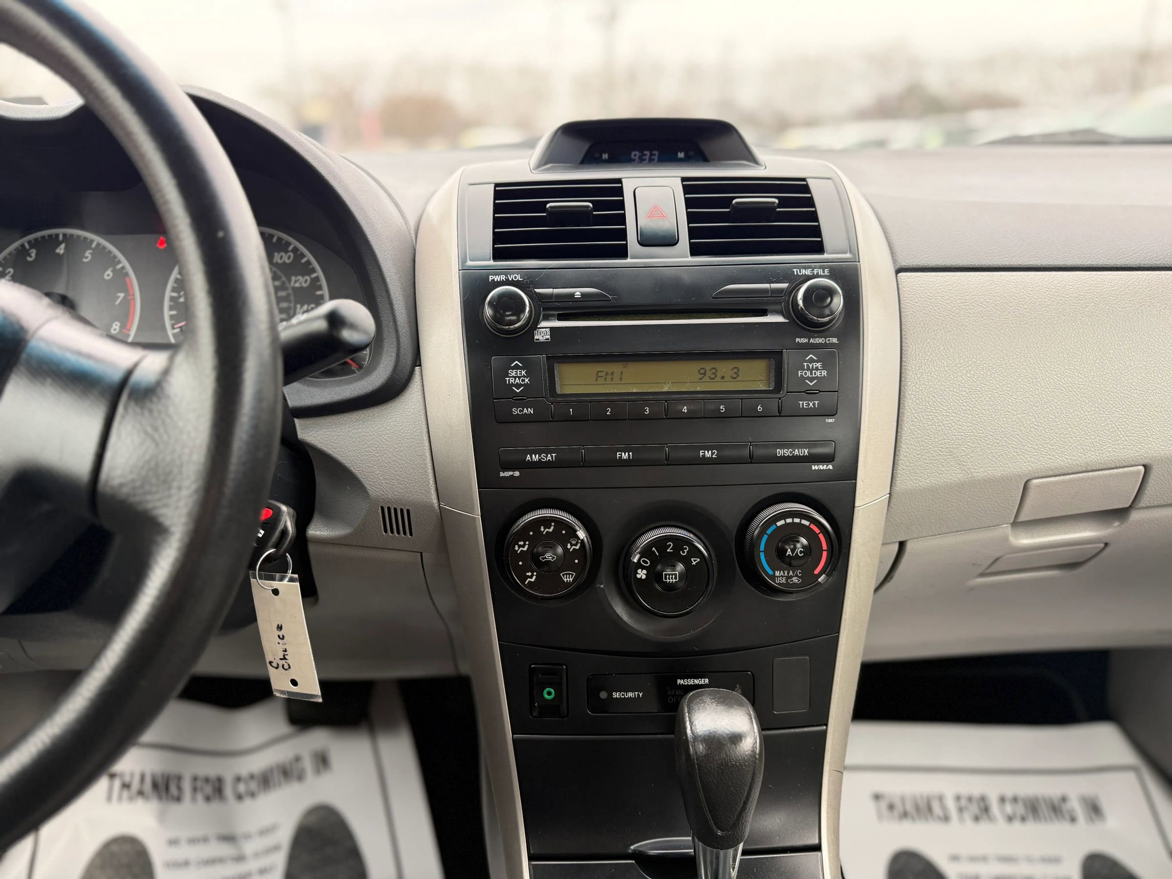 Used 2013 Toyota Corolla L FWD image 21