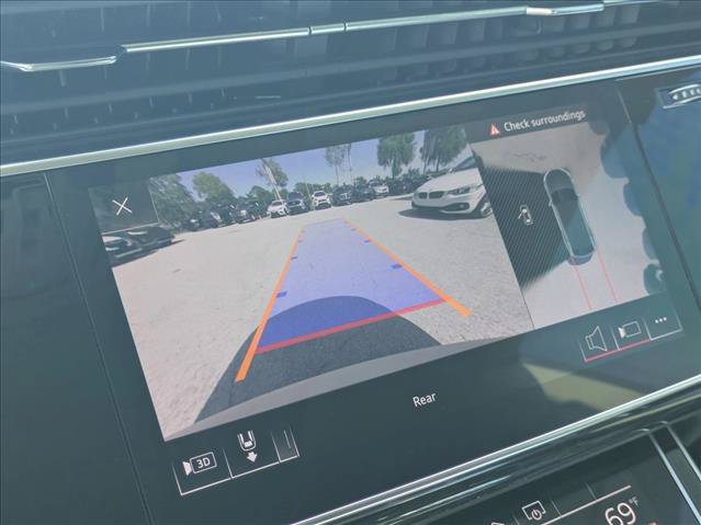 Used 2019 Audi Q8 Premium Plus AWD/4WD image 14