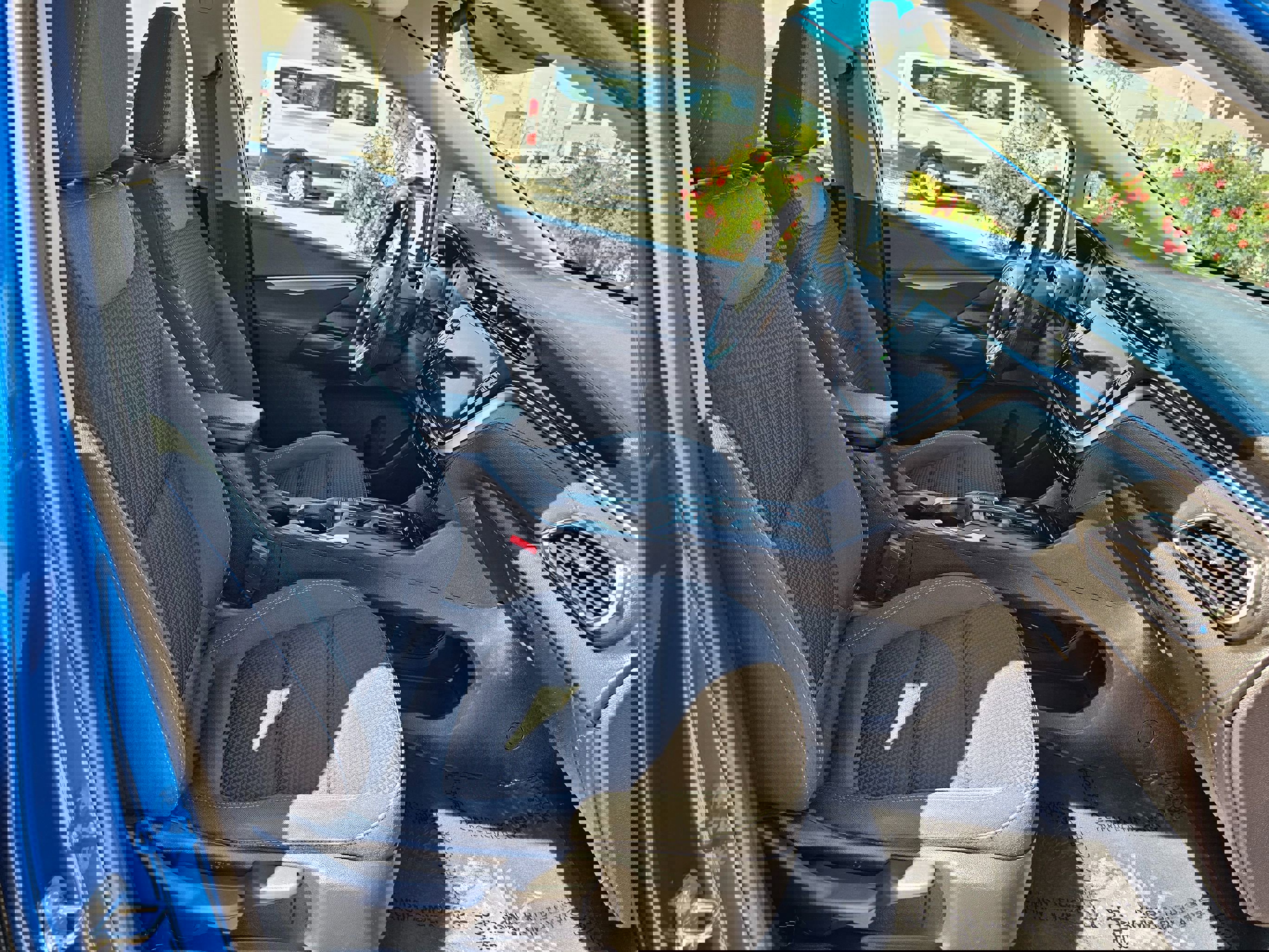 Used 2023 Chevrolet Bolt LT image 29