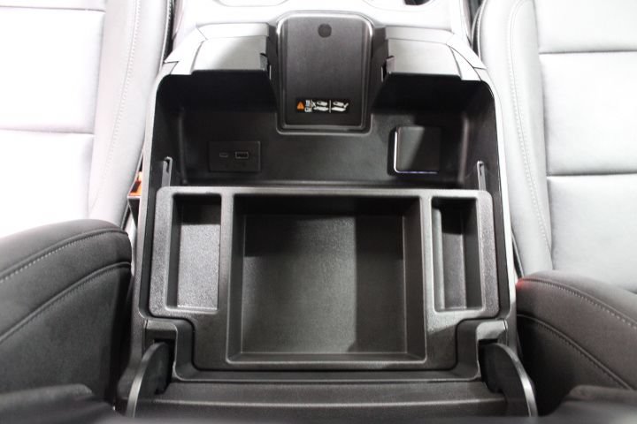 Used 2025 Chevrolet Silverado 1500 LTZ AWD/4WD image 35