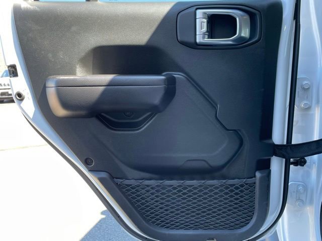 Used 2021 Jeep Gladiator Willys image 21