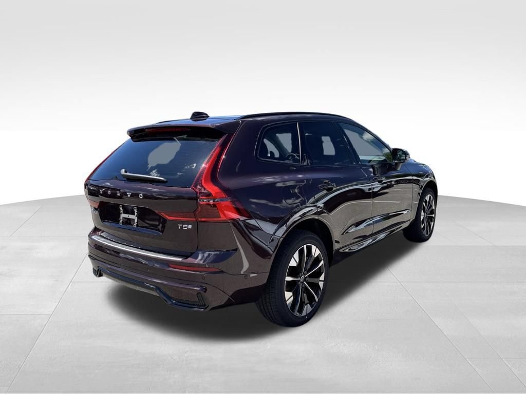 New 2026 Volvo XC60 T8 Plus w/ Protection Package Premier AWD/4WD image 6