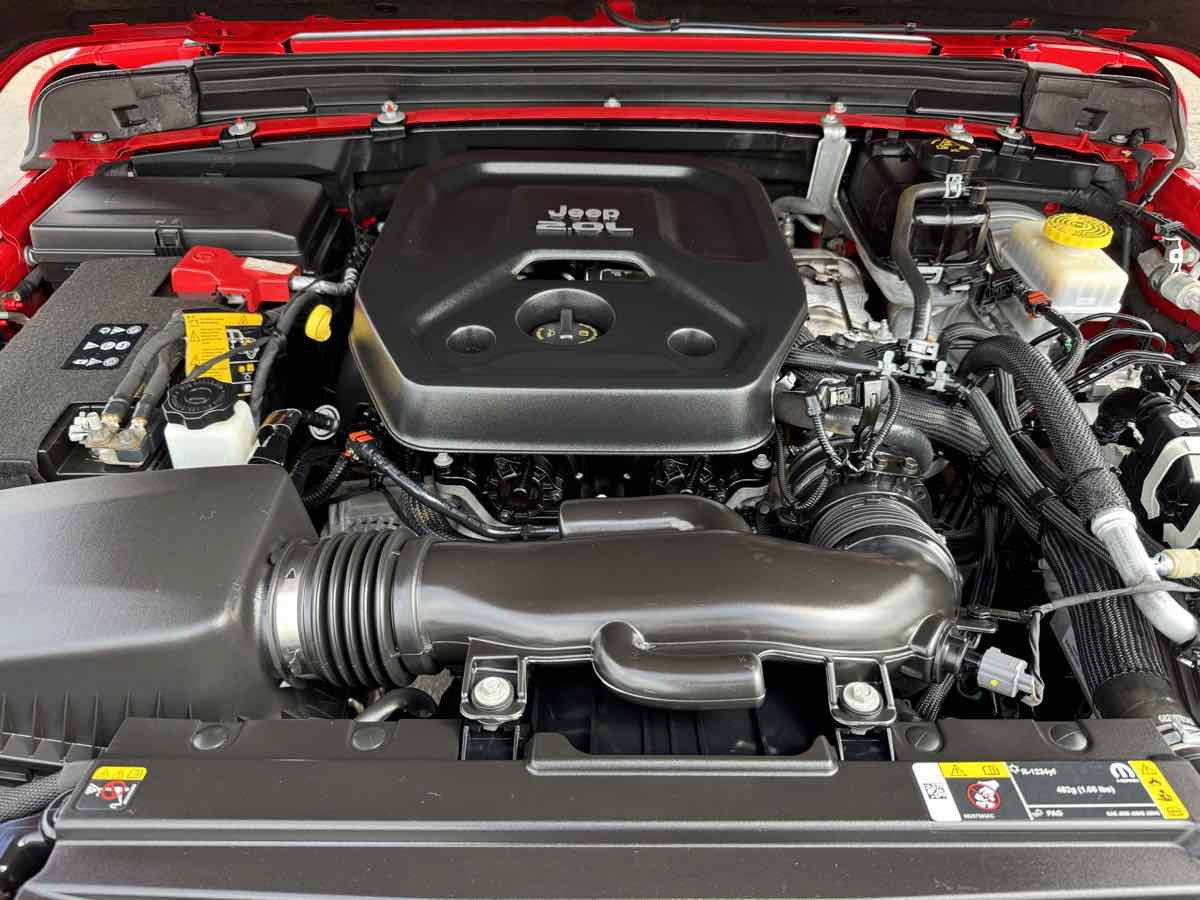 Used 2023 Jeep Wrangler Unlimited Sport AWD/4WD image 6
