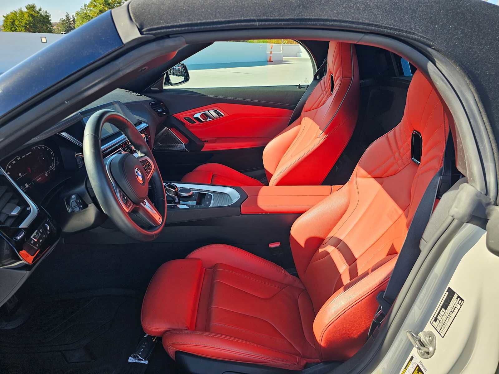Used 2024 BMW Z4 M40i w/ Premium Package RWD image 16