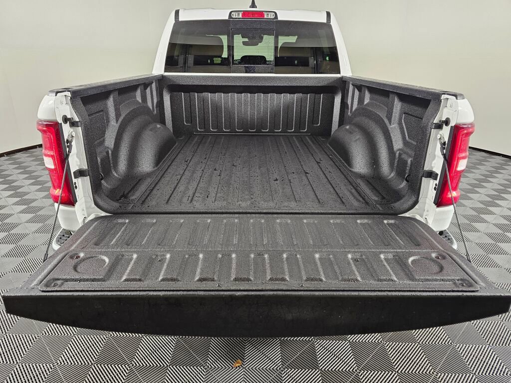 Used 2025 RAM 1500 Big Horn image 15