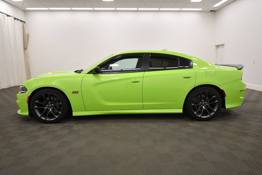 Used 2023 Dodge Charger Scat Pack w/ Technology Group RWD image 4