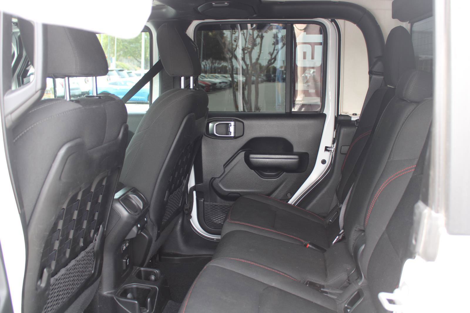 Used 2020 Jeep Gladiator Rubicon AWD/4WD image 7