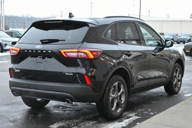 New 2026 Ford Escape ST-Line Select w/ Equipment Group 401A image 6