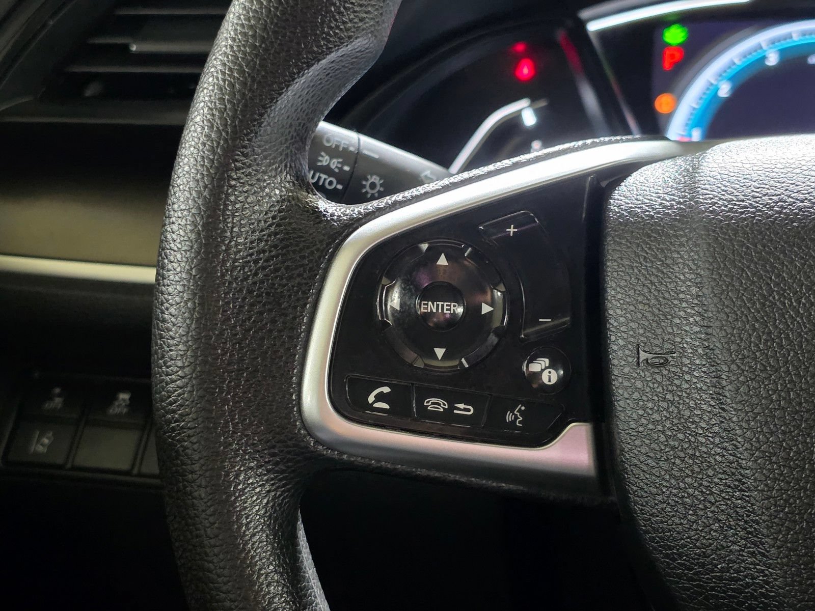 Used 2019 Honda Civic LX image 29