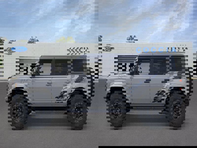 New 2026 Ford Bronco Raptor w/ Interior Carbon Fiber Pack image 3