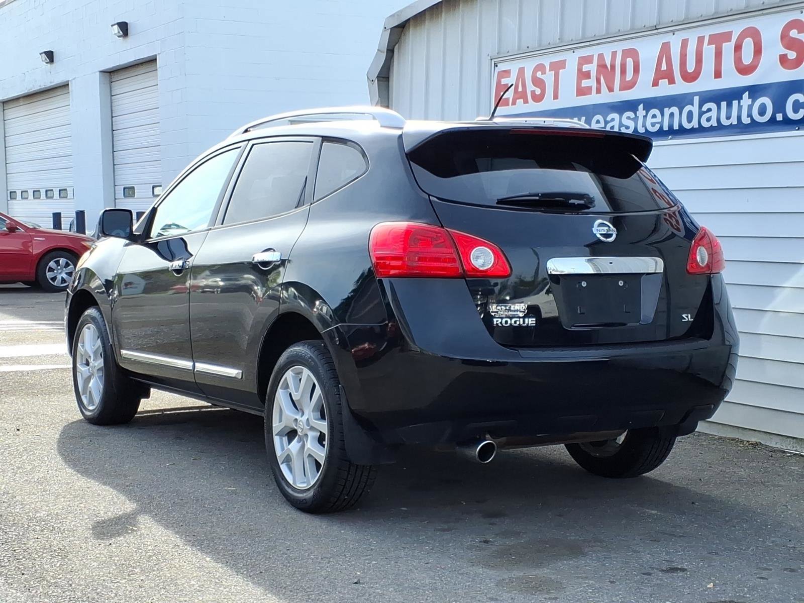 Used 2012 Nissan Rogue SL image 3