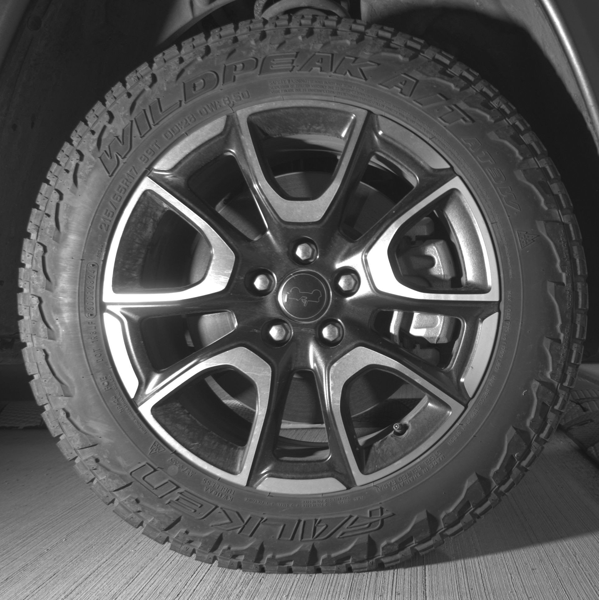 Used 2025 Jeep Compass Trailhawk image 13