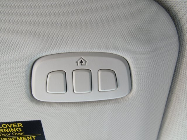Used 2025 Ford Escape Platinum w/ Premium Technology Package AWD/4WD image 24