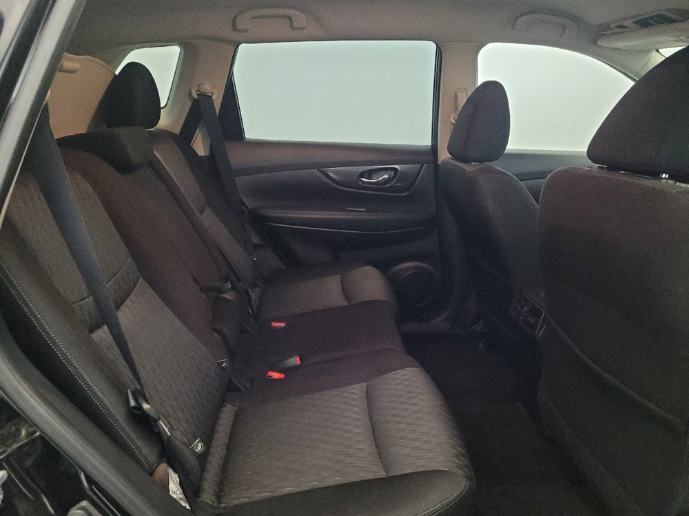 Used 2020 Nissan Rogue SV AWD/4WD image 19