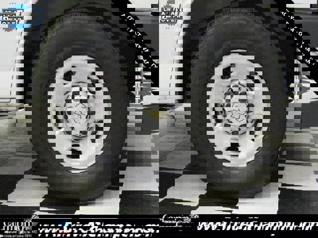 Used 2023 Chevrolet Express 2500 w/ Driver Convenience Package image 3