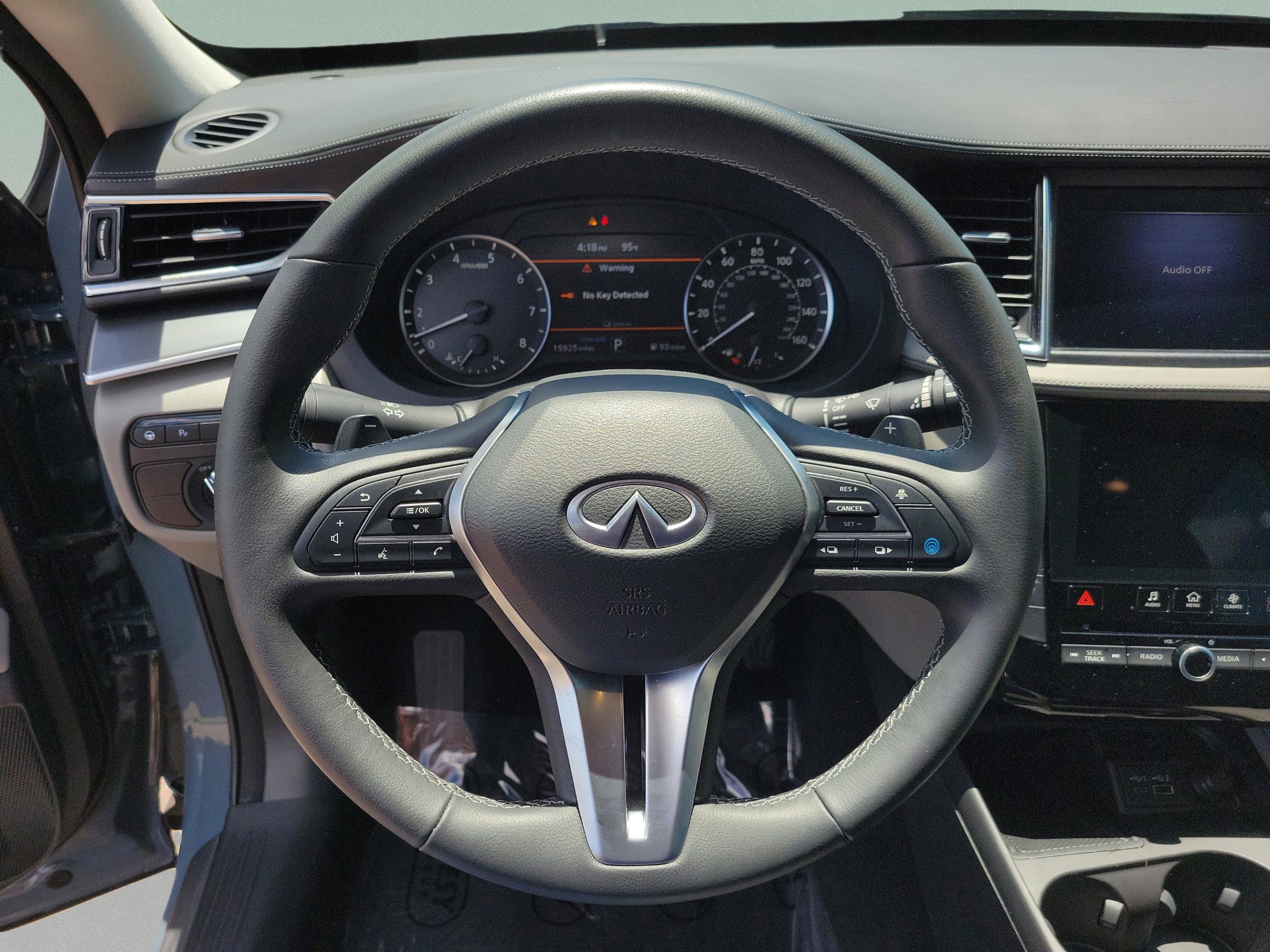 Certified 2025 INFINITI QX50 Luxe AWD/4WD image 12