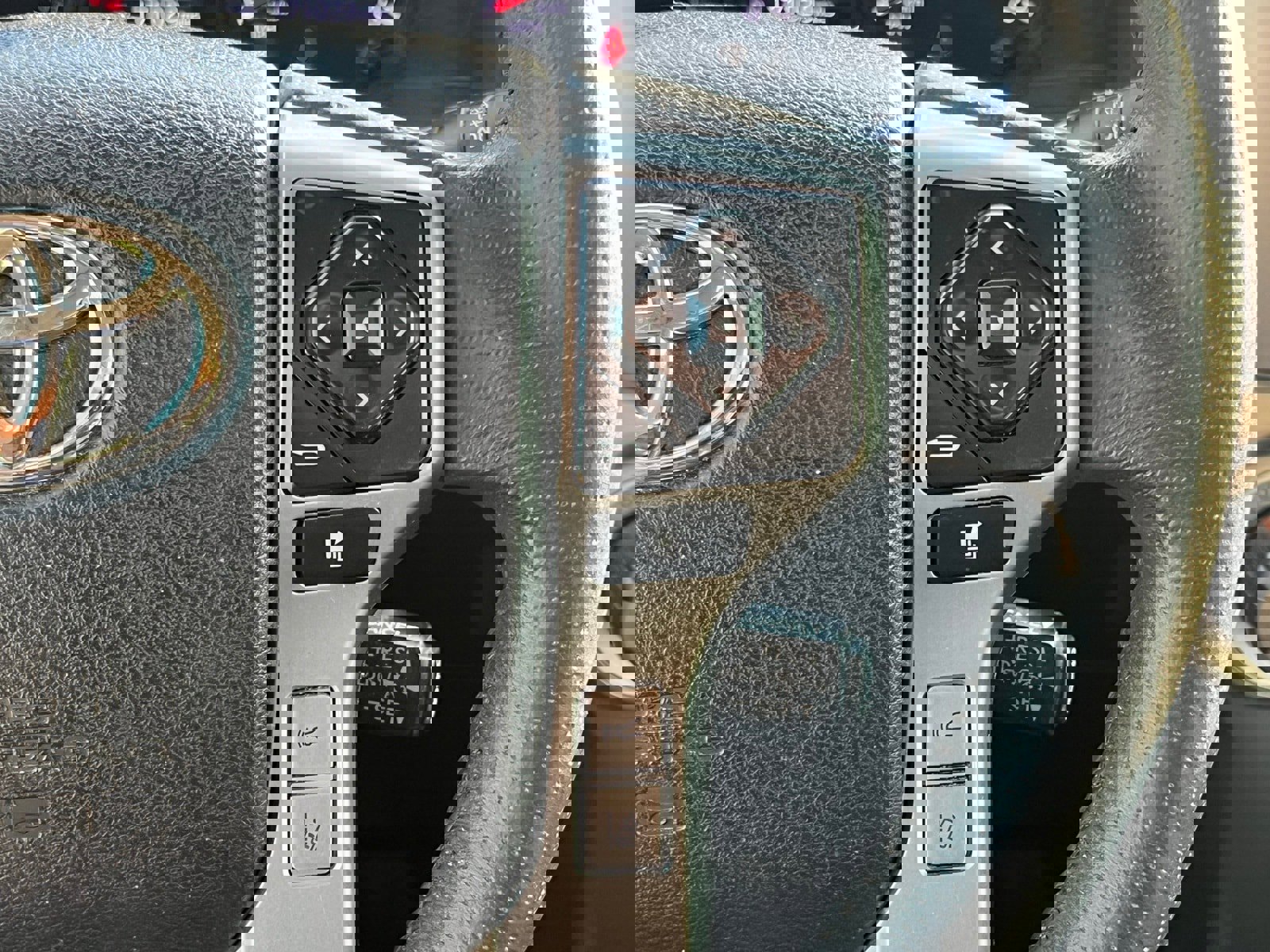 Used 2021 Toyota 4Runner SR5 Premium image 28