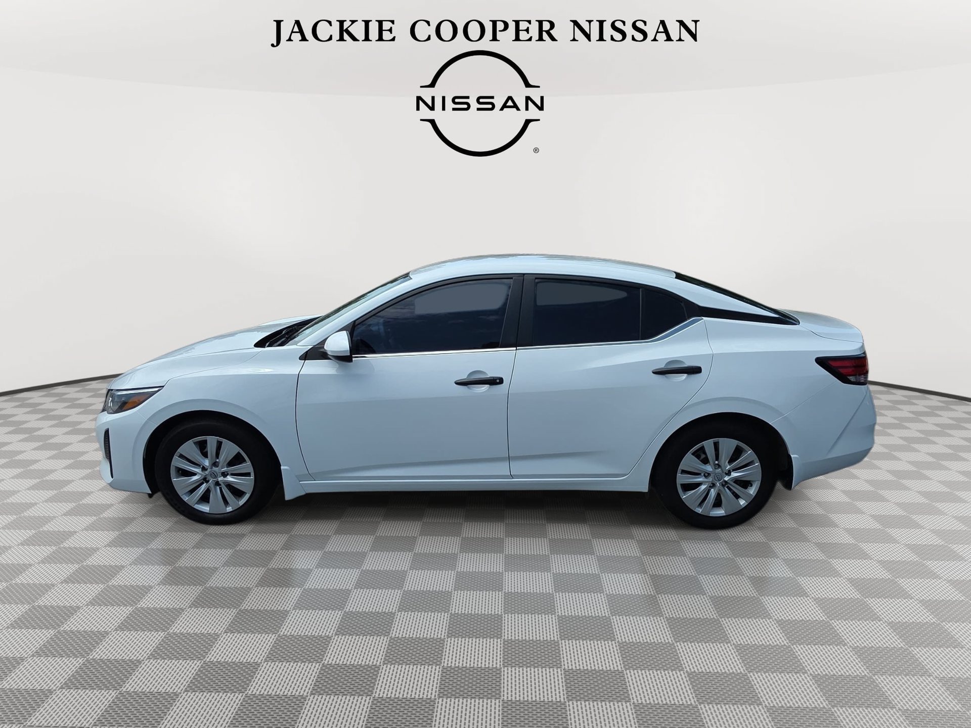 Used 2025 Nissan Sentra S FWD image 8