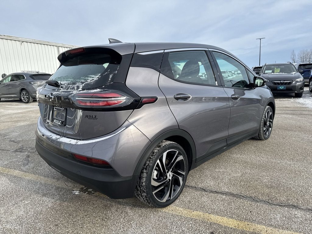 Certified 2023 Chevrolet Bolt LT image 3