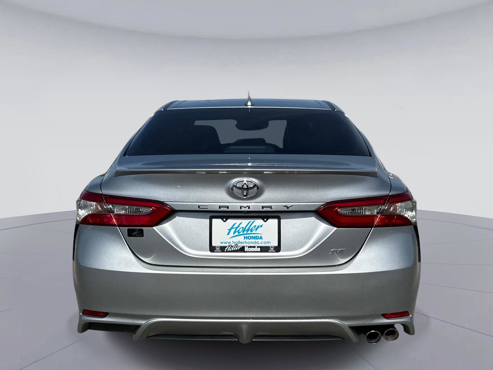Used 2019 Toyota Camry SE image 5