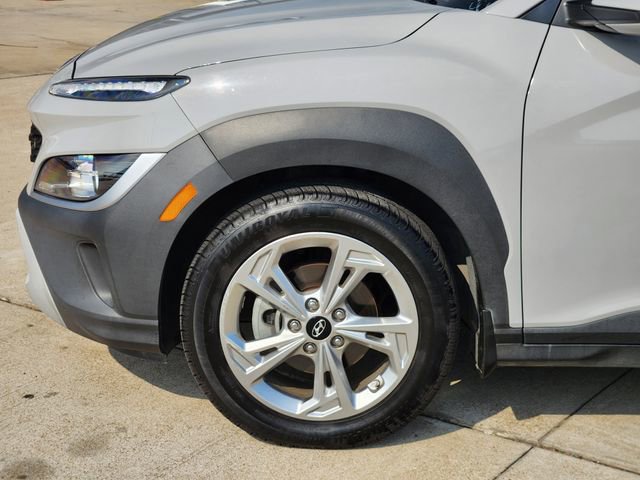 Used 2022 Hyundai Kona SEL FWD image 8