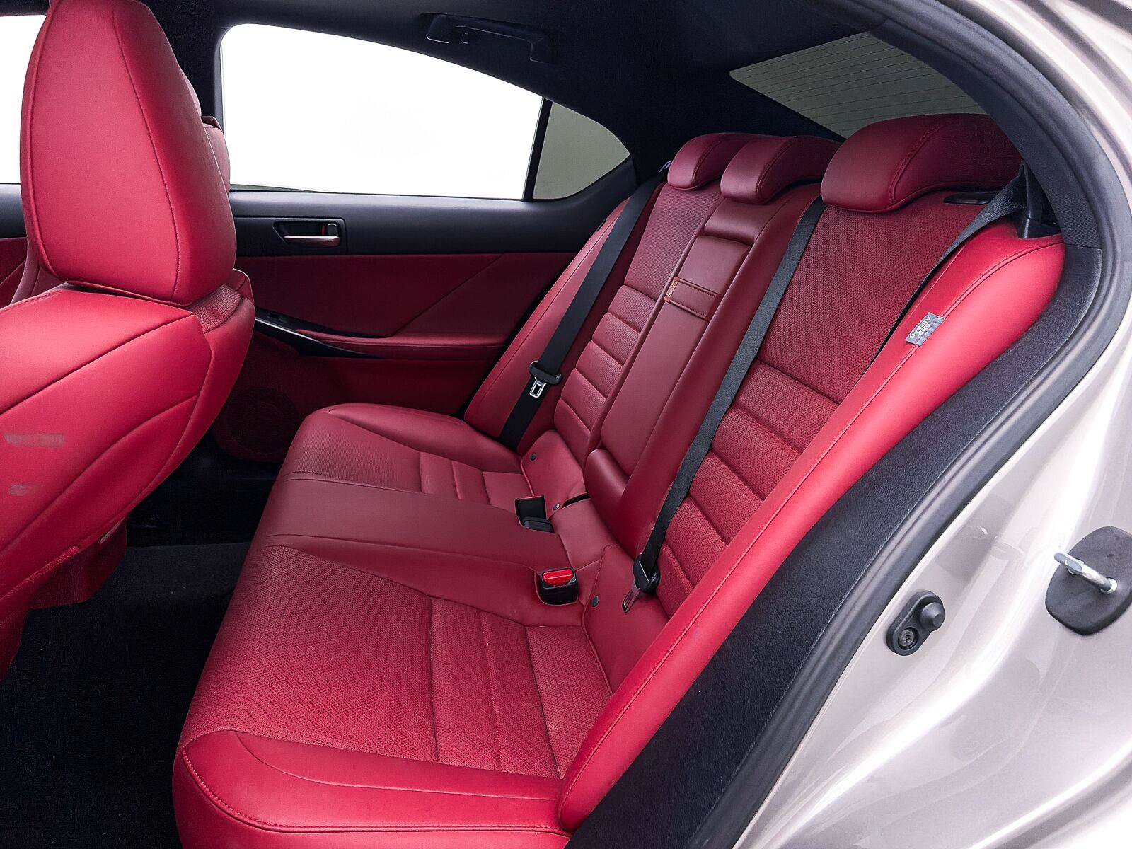 Used 2023 Lexus IS 350 F Sport RWD image 39