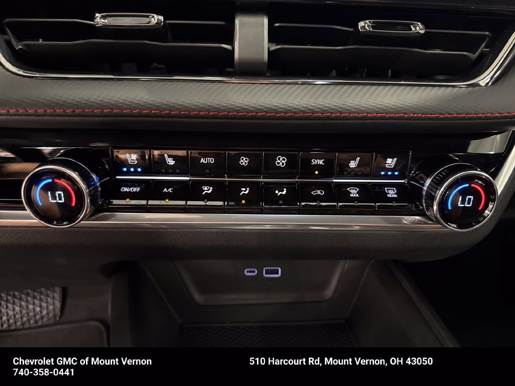 New 2027 Chevrolet Equinox RS w/ Safety and Technology Package FWD image 18