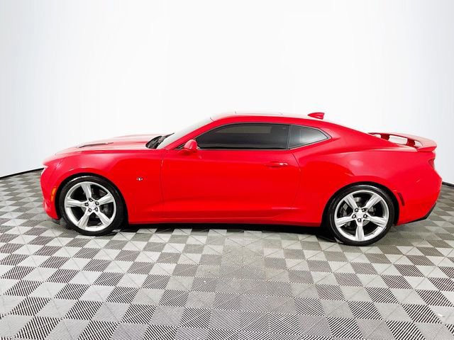 Used 2018 Chevrolet Camaro SS RWD image 5