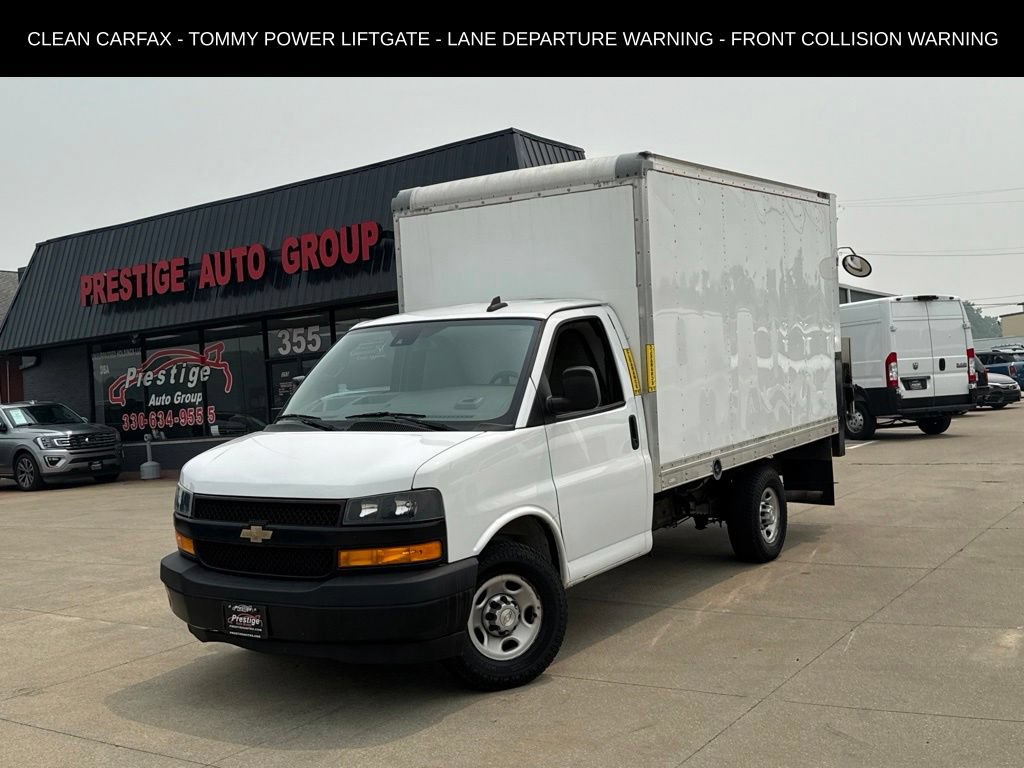 Used 2021 Chevrolet Express 3500 RWD image 1