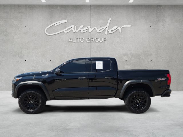 Used 2025 Chevrolet Colorado Trail Boss AWD/4WD image 13