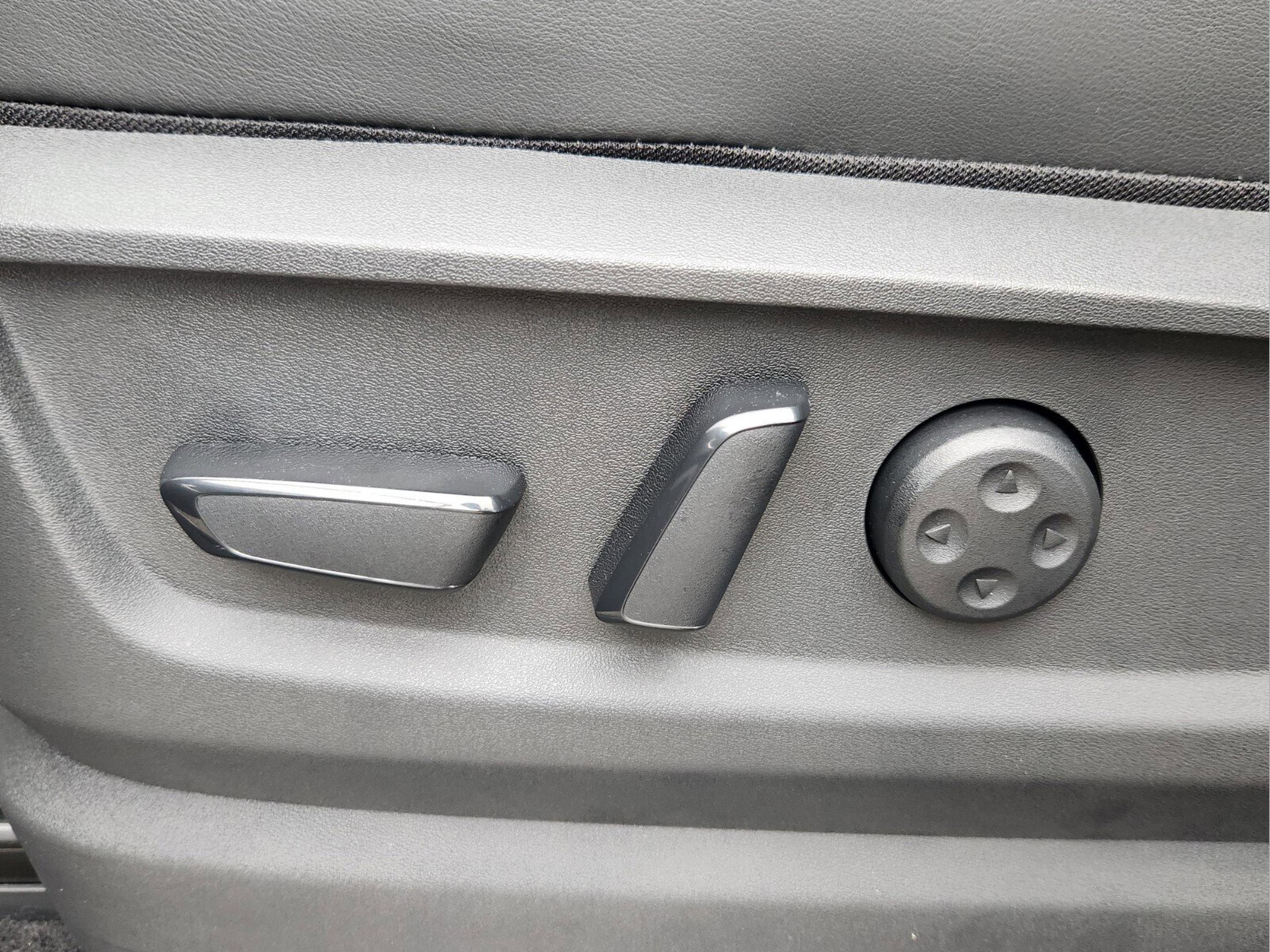 New 2025 INFINITI QX80 Luxe image 13