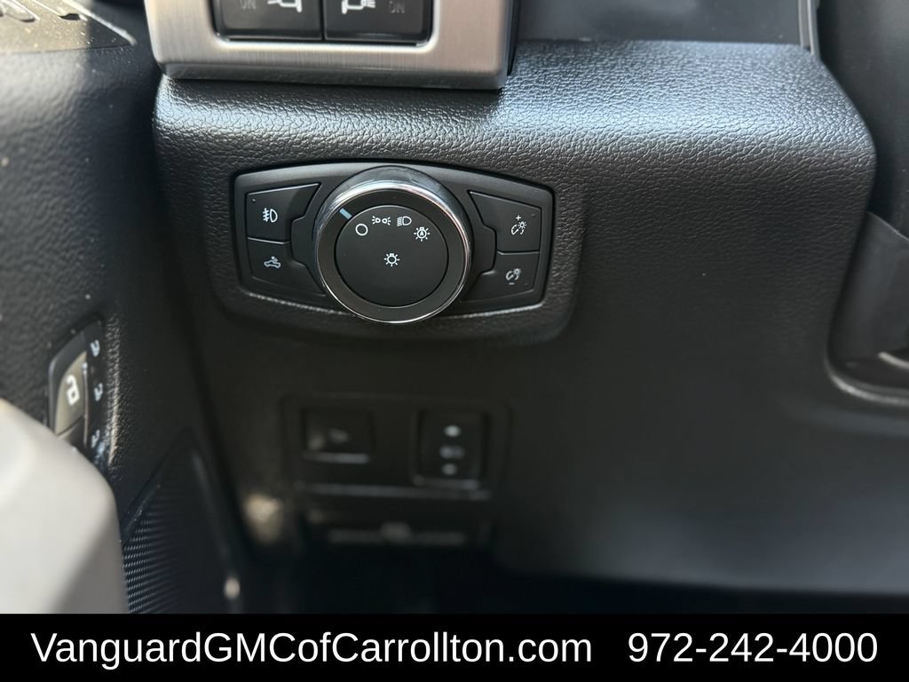 Used 2021 Ford F250 Platinum w/ FX4 Off-Road Package AWD/4WD image 27