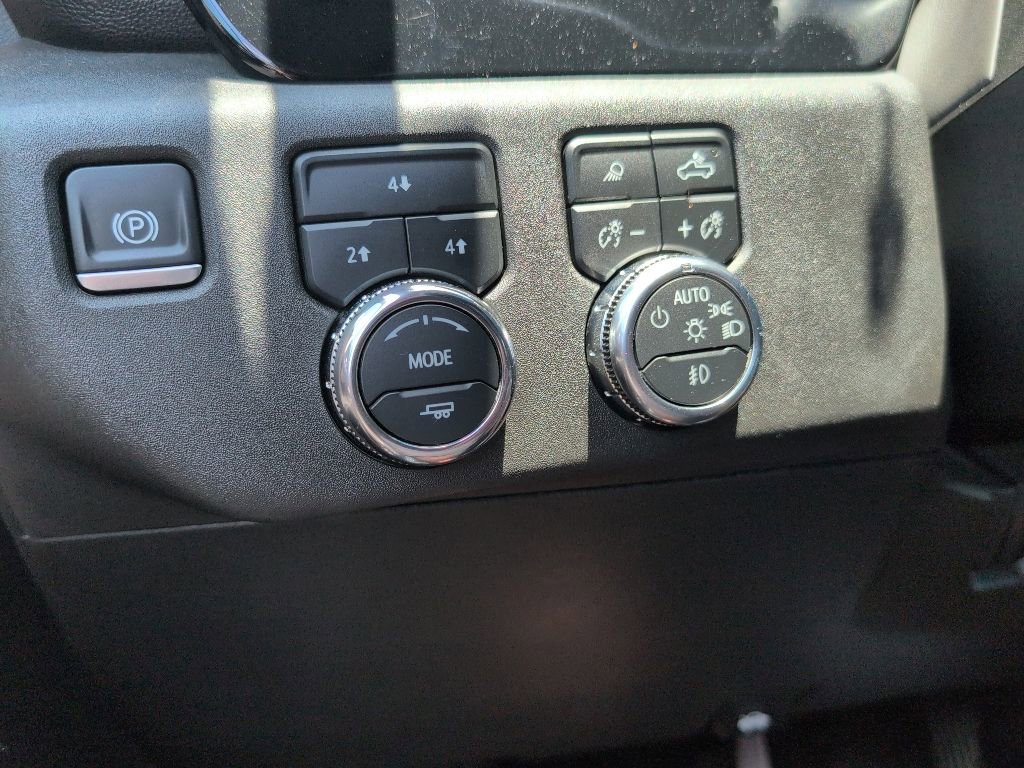 Used 2024 GMC Sierra 3500 SLE w/ SLE Convenience Package AWD/4WD image 24