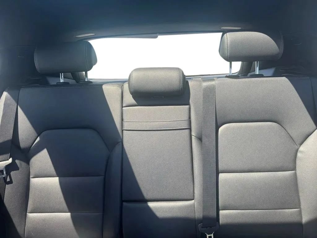 Used 2018 Mercedes-Benz GLA 250 4MATIC image 19