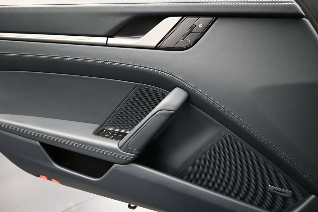 Certified 2025 Porsche 911 Carrera RWD image 12