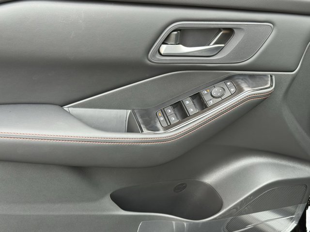 New 2026 Nissan Rogue SV image 21