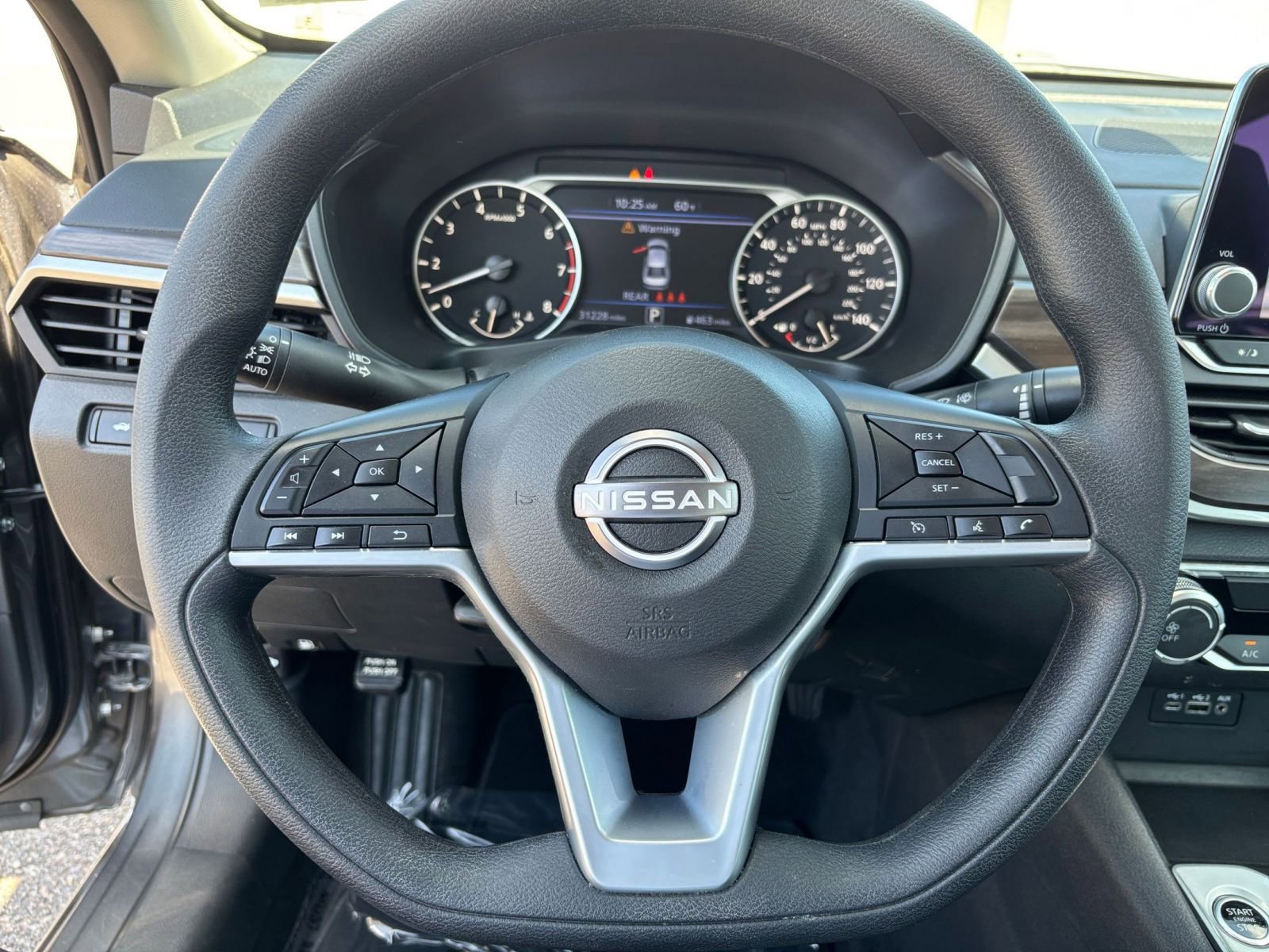 Used 2025 Nissan Altima 2.5 SV FWD image 28