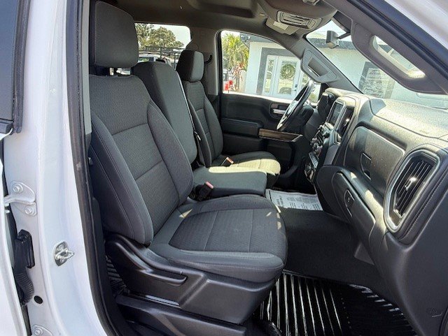 Used 2020 Chevrolet Silverado 1500 LT w/ Convenience Package image 21