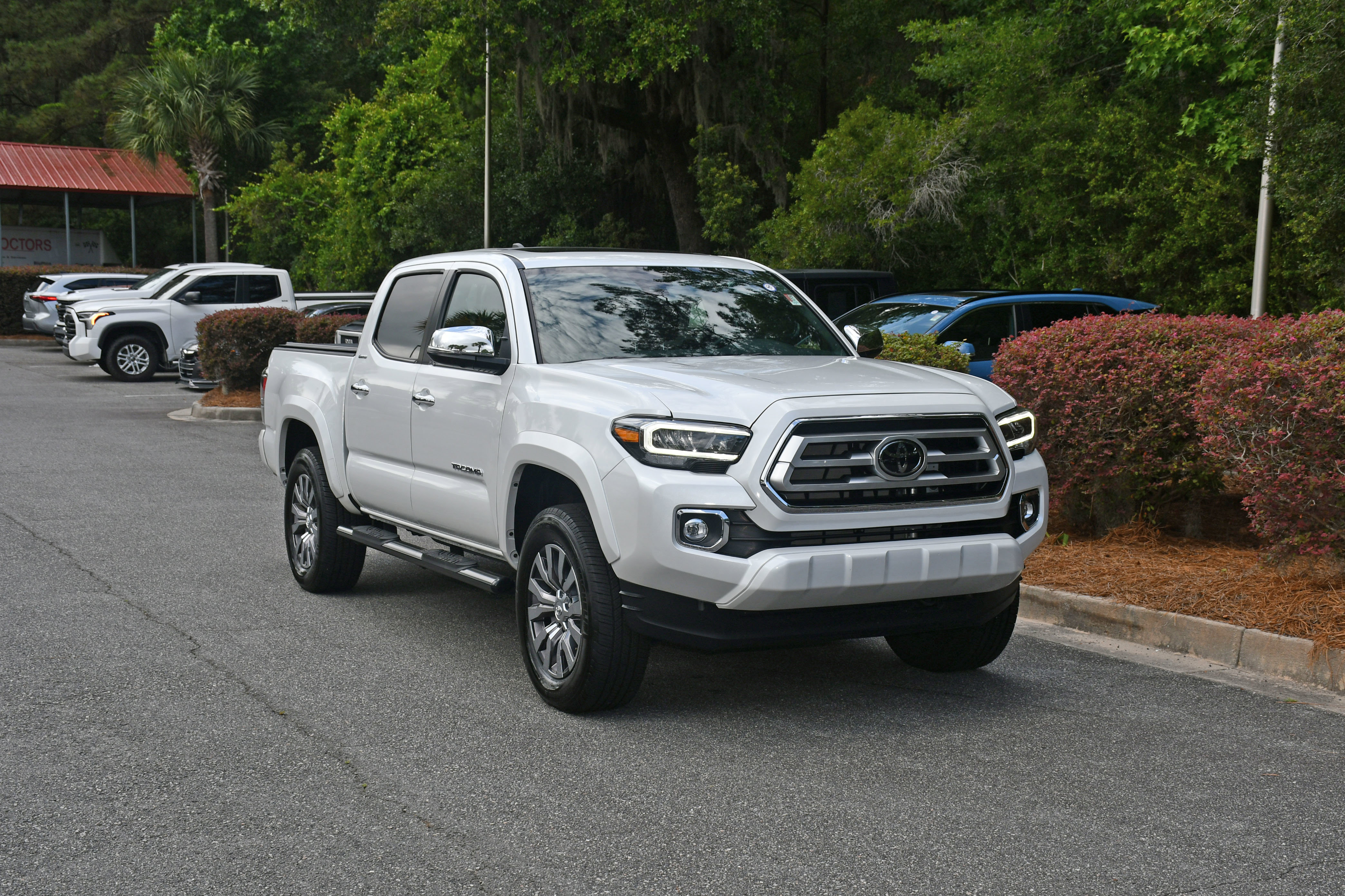 Certified 2023 Toyota Tacoma Limited AWD/4WD image 6