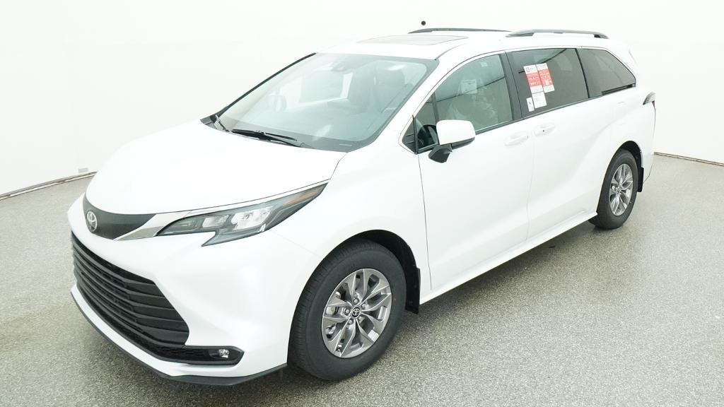 New 2026 Toyota Sienna XLE FWD image 1