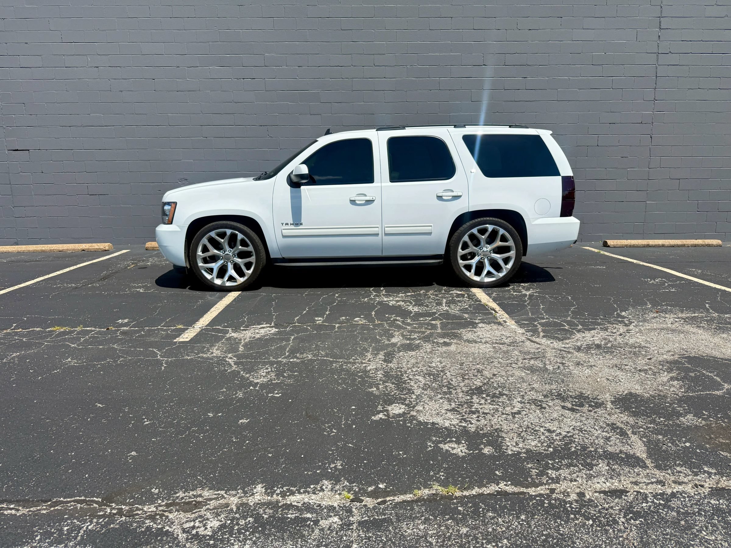 Used 2010 Chevrolet Tahoe LT AWD/4WD image 31