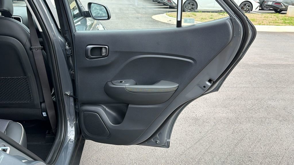 New 2026 Hyundai Venue SEL image 17