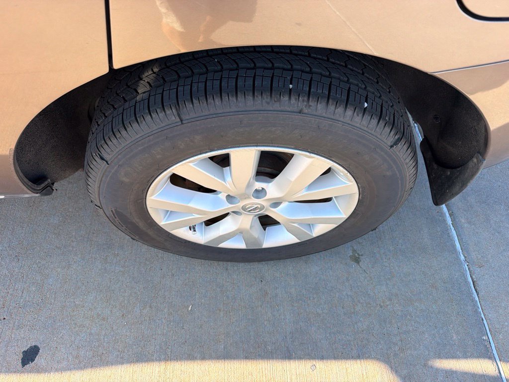 Used 2011 Nissan Murano S FWD image 9