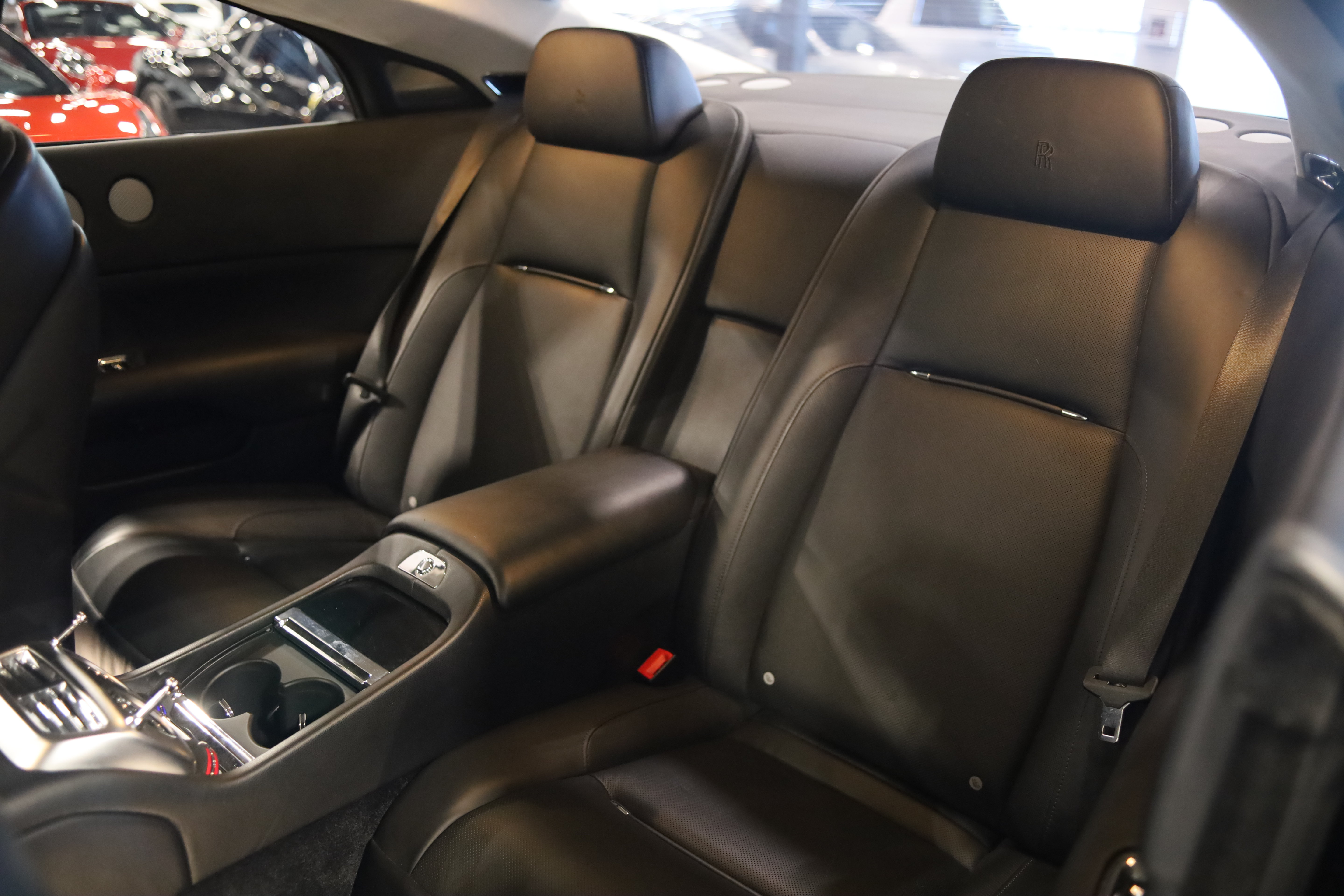 Used 2016 Rolls-Royce Wraith RWD image 36