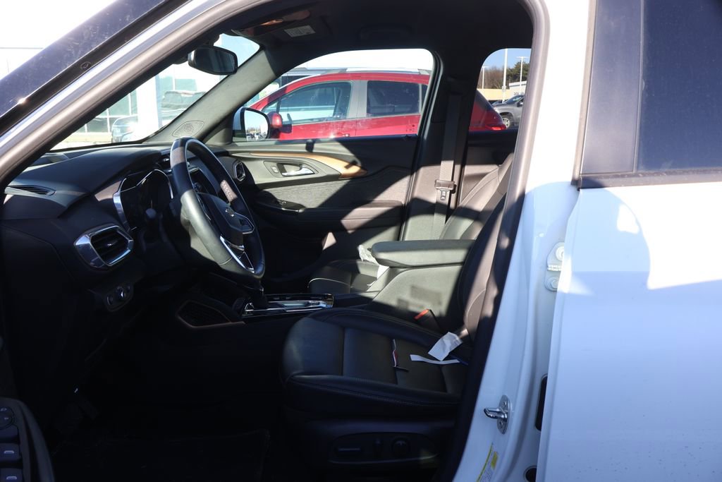 Used 2023 Chevrolet TrailBlazer ACTIV w/ Convenience Package image 10